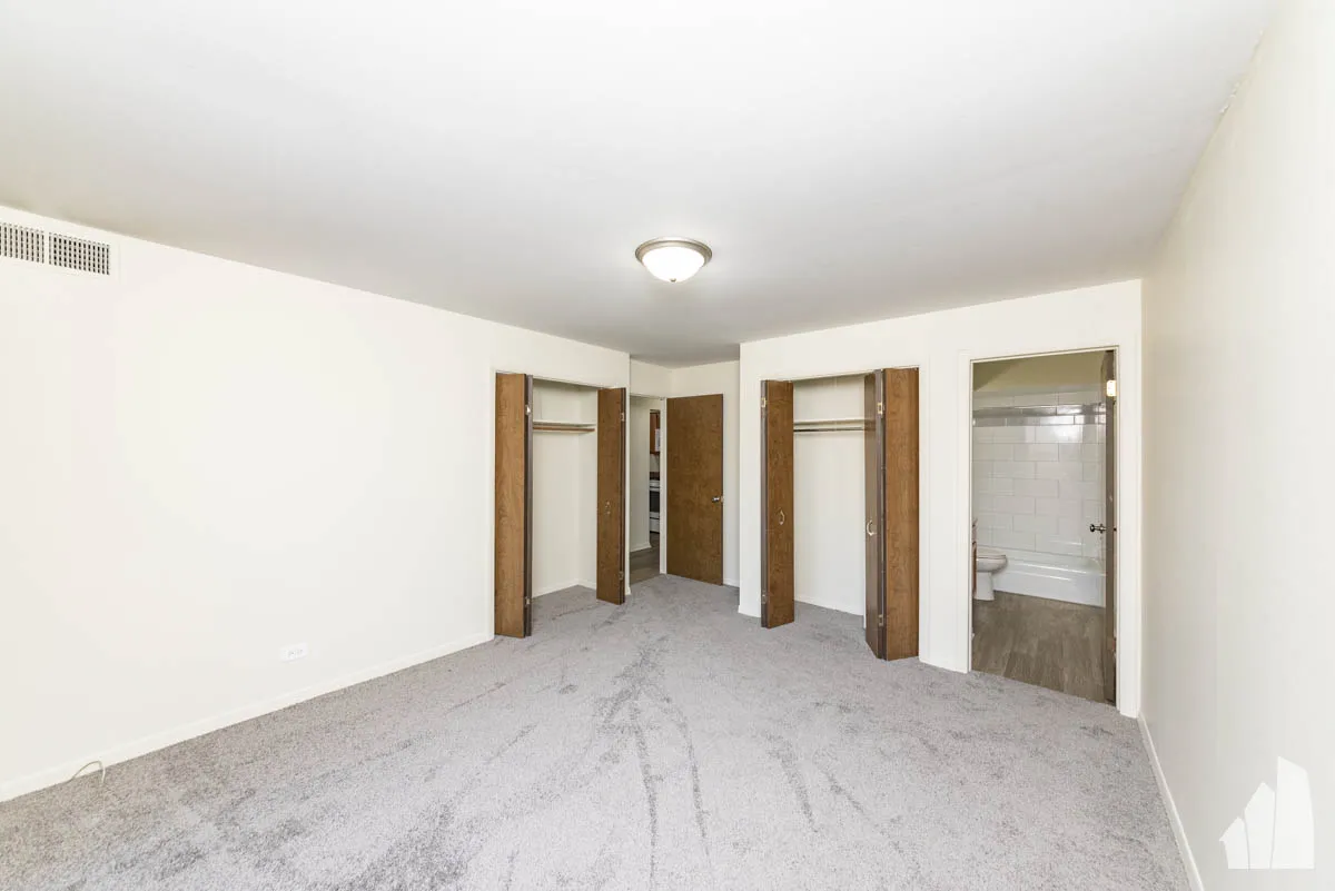 245 E Main St, ,  60047, USA 60047-unit#301-Lake Zurich-IL