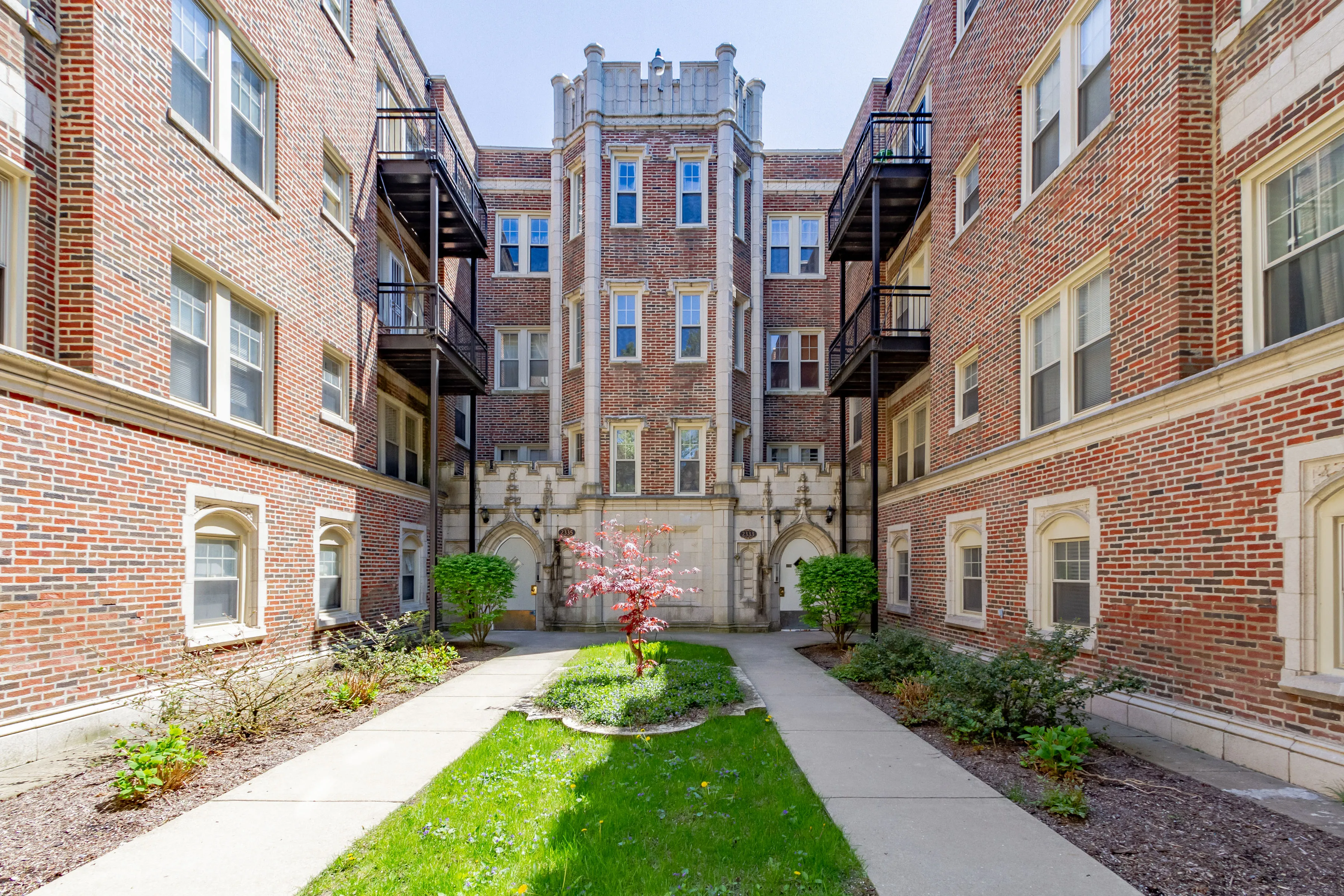 2333 E 70th Pl, , 60649, USA 60649-unit#107-Chicago-IL