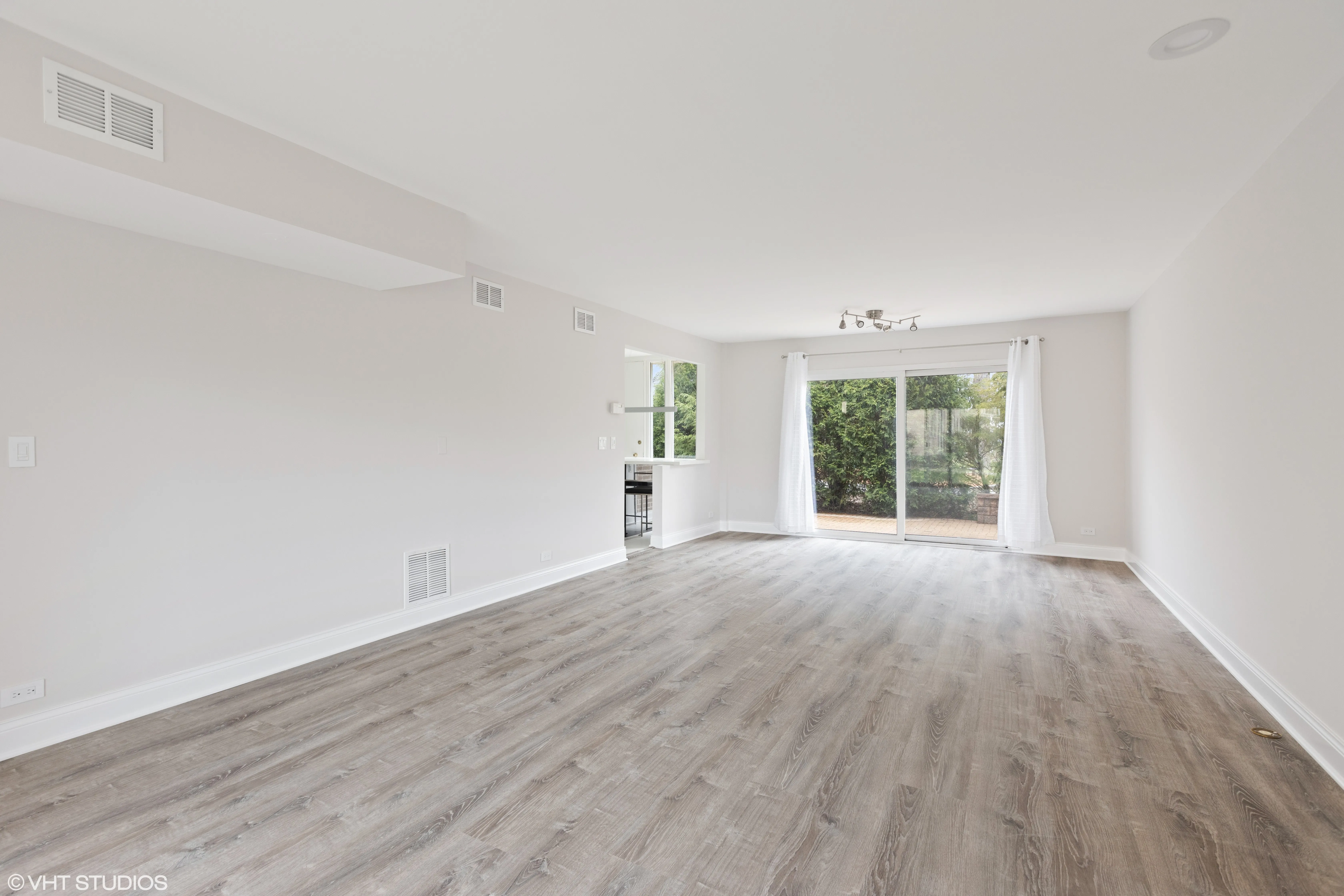 158 Green Bay Rd, , 60022, USA 60022-Glencoe-IL