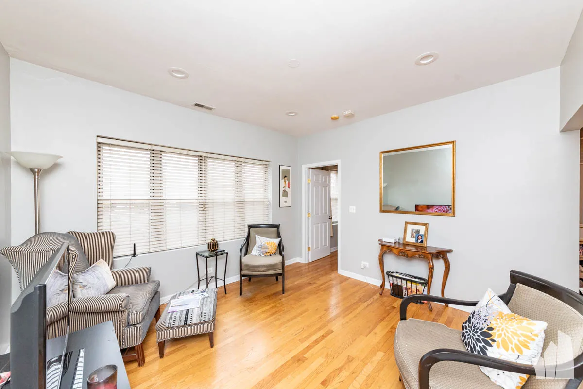 3906 W Belmont Ave, ,  60618, USA 60618-unit#1-Chicago-IL