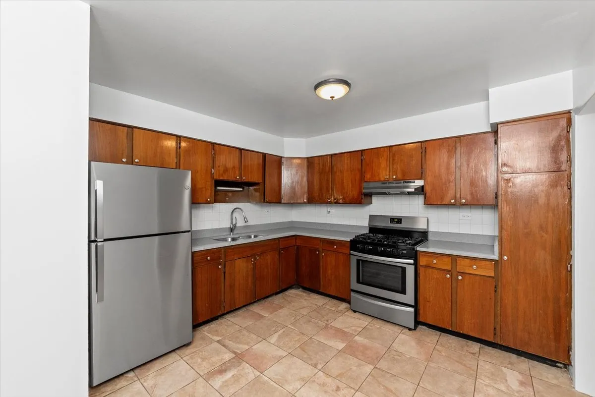 , 60660, USA 60660-unit#101-Chicago-IL