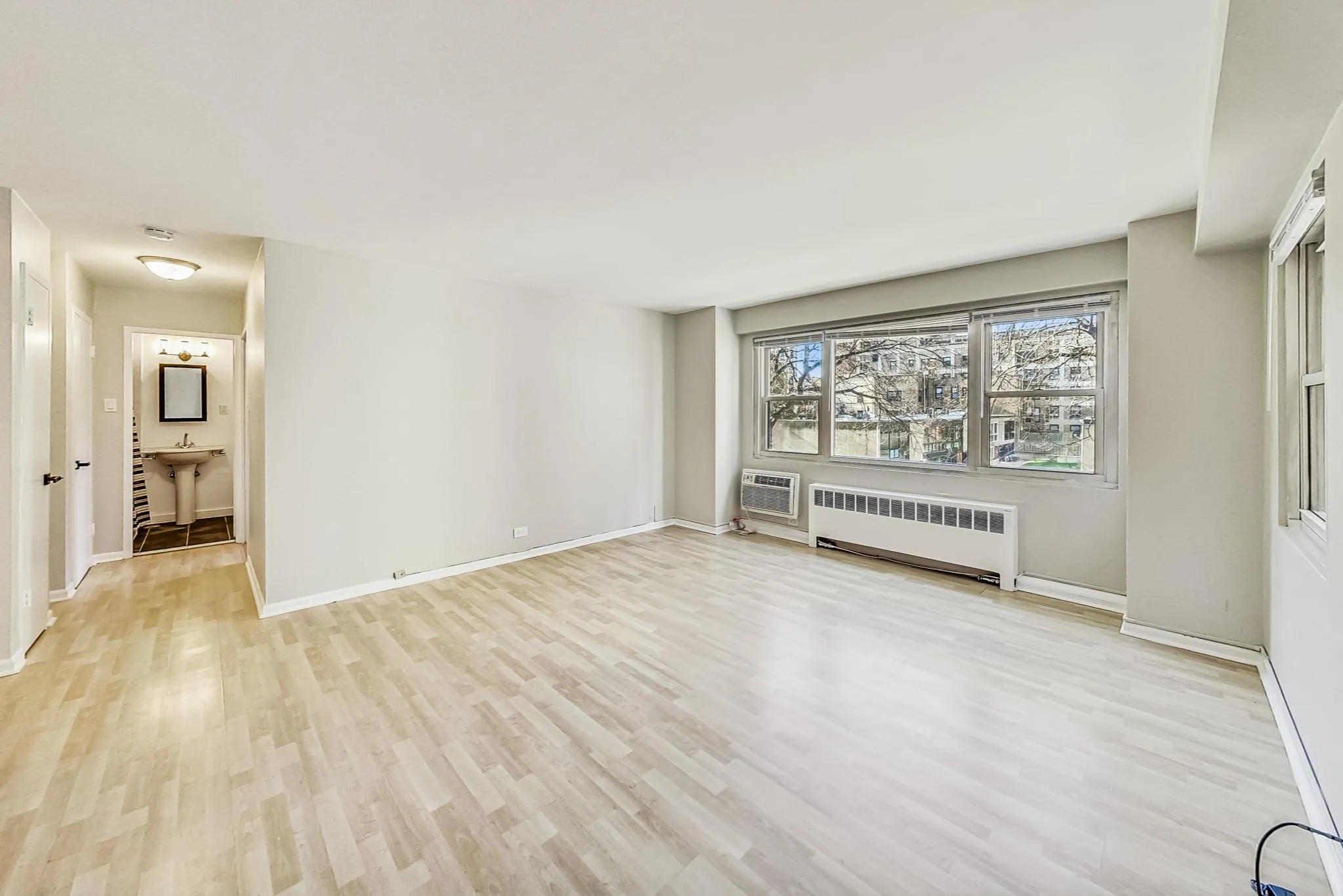 356 W Surf St, ,  60657, USA 60657-unit#306-Chicago-IL