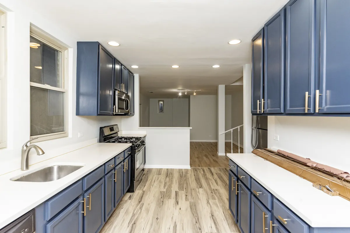 6136 N Mozart St, ,  60659, USA 60659-unit#1-Chicago-IL