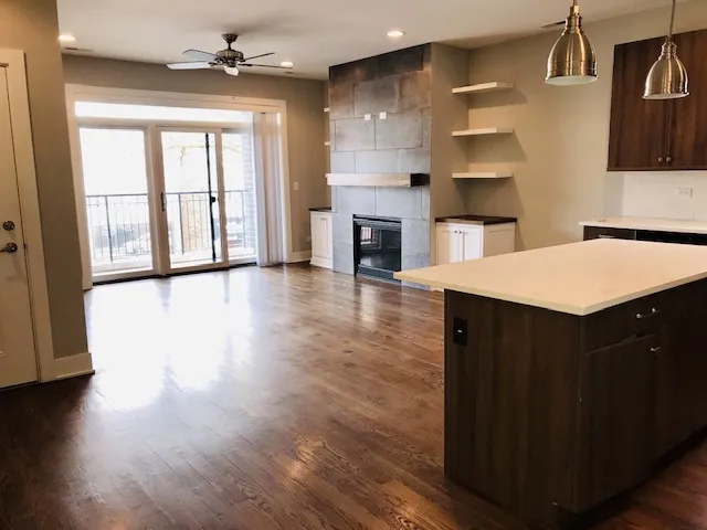 3649 W Belmont Ave, ,  60618, USA 60618-unit#2E-Chicago-IL