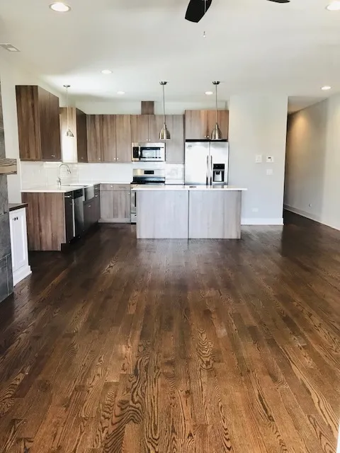 3649 W Belmont Ave, , 60618, USA 60618-unit#2E-Chicago-IL