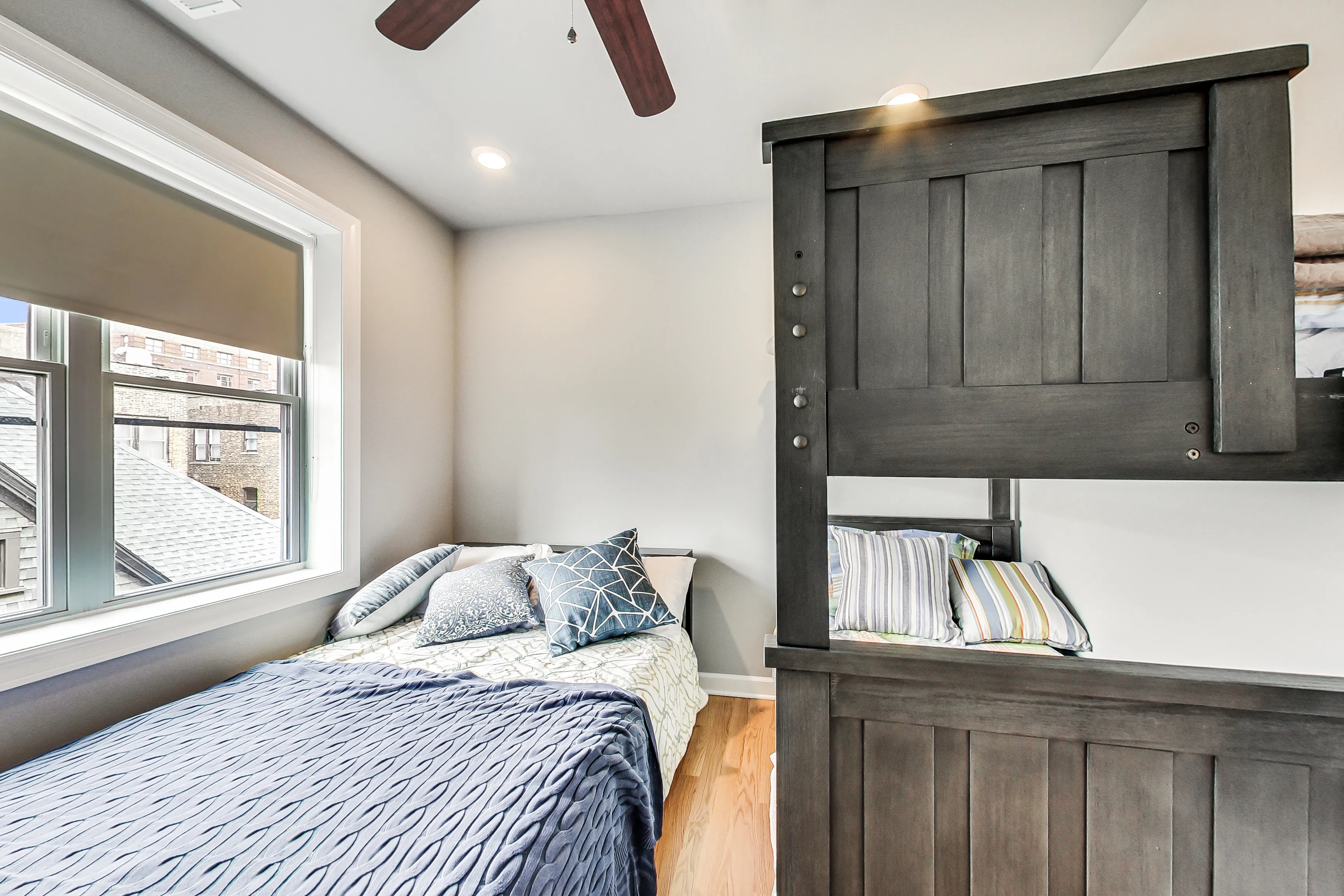 5126 S Kenwood Ave, ,  60615, USA 60615-unit#303-Chicago-IL