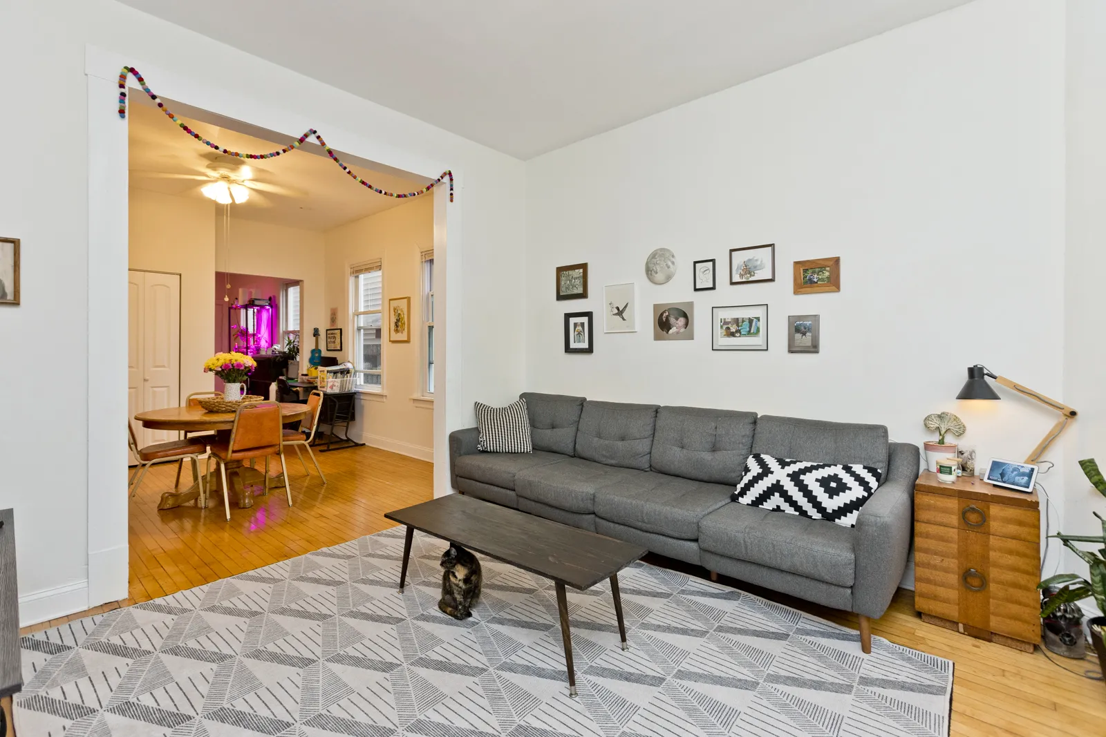 3841 N Bernard St, ,  60618, USA 60618-unit#2F-Chicago-IL