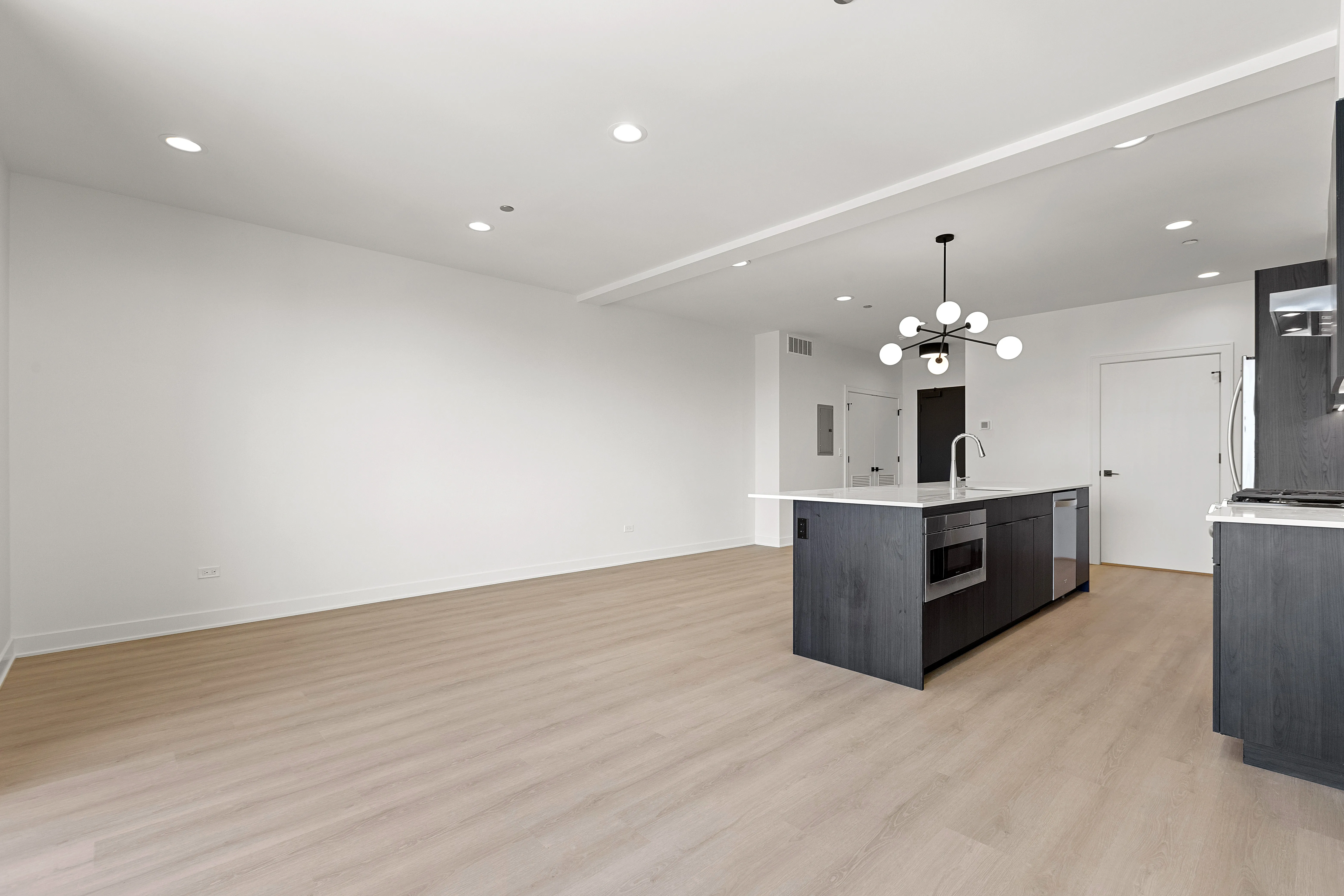 1801 W Grand Ave, ,  60622, USA 60622-unit#202-Chicago-IL