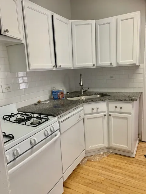 3915 N Southport Ave, ,  60613, USA 60613-unit#1W-Chicago-IL