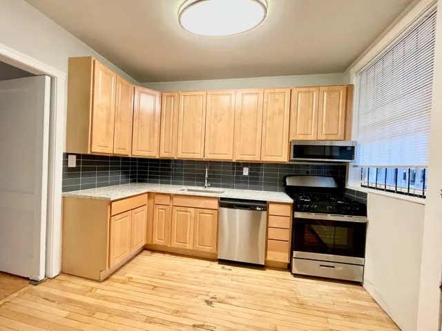 1955 W Sunnyside Ave, , 60640, USA 60640-unit#2-Chicago-IL
