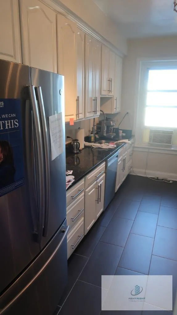 534 W Stratford Pl, , 60657, USA 60657-unit#11E-Chicago-IL