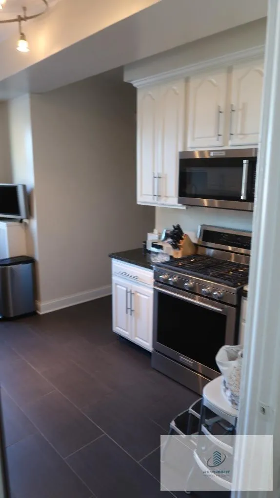 534 W Stratford Pl, , 60657, USA 60657-unit#11E-Chicago-IL