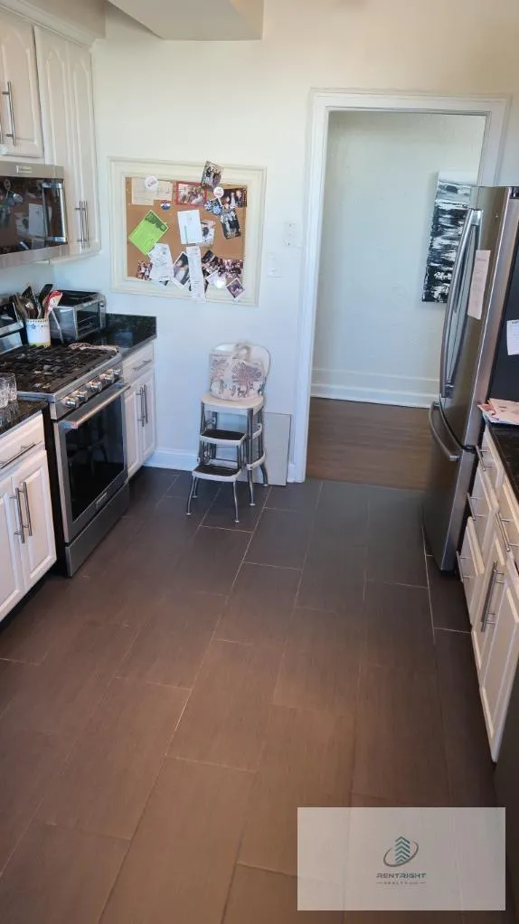 534 W Stratford Pl, , 60657, USA 60657-unit#11E-Chicago-IL