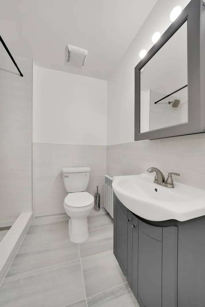 8820 Robin Dr, , 60016, USA 60016-unit#8820-Des Plaines-IL