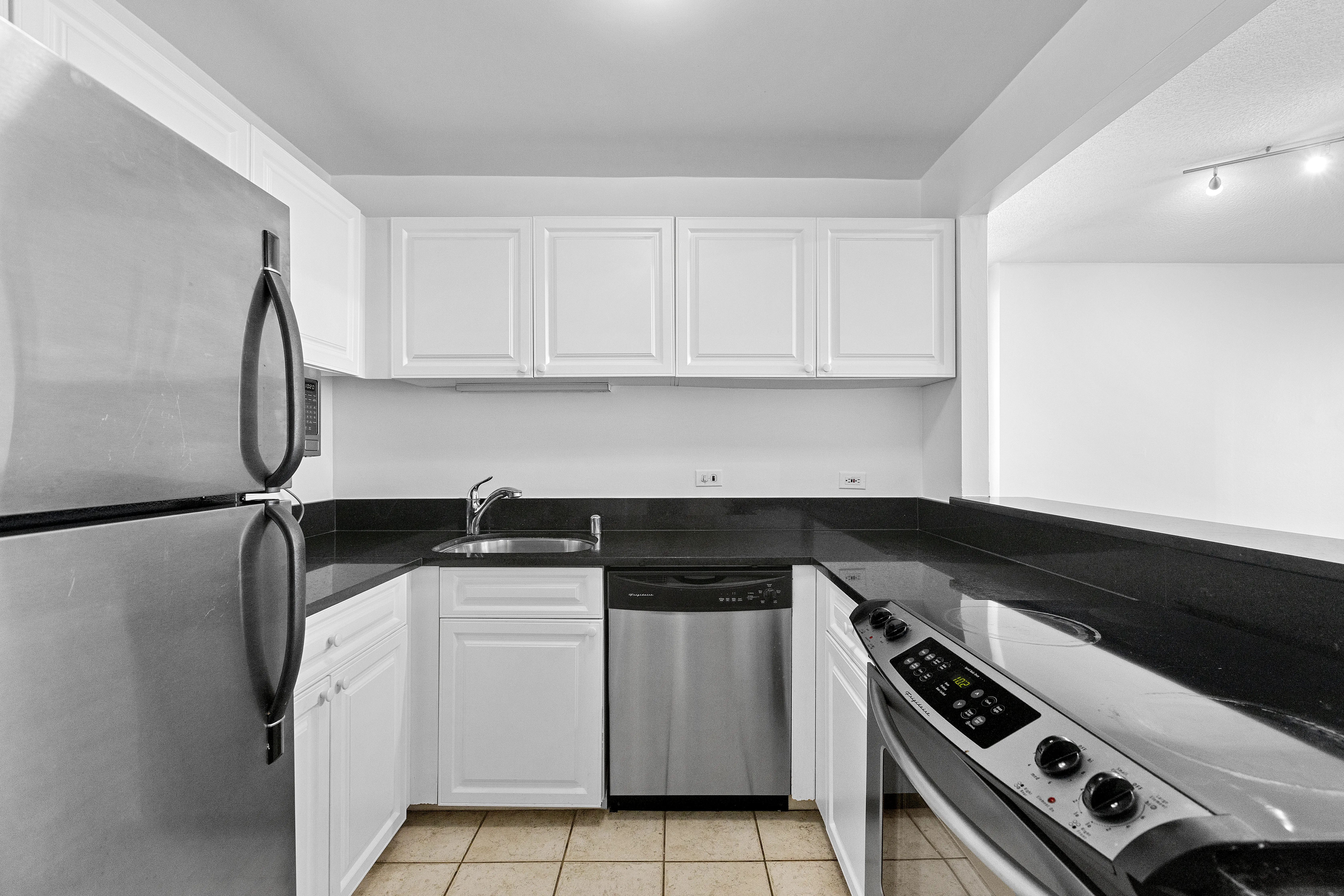 3660 N Lake Shore Dr, , 60613, USA 60613-unit#4410-Chicago-IL