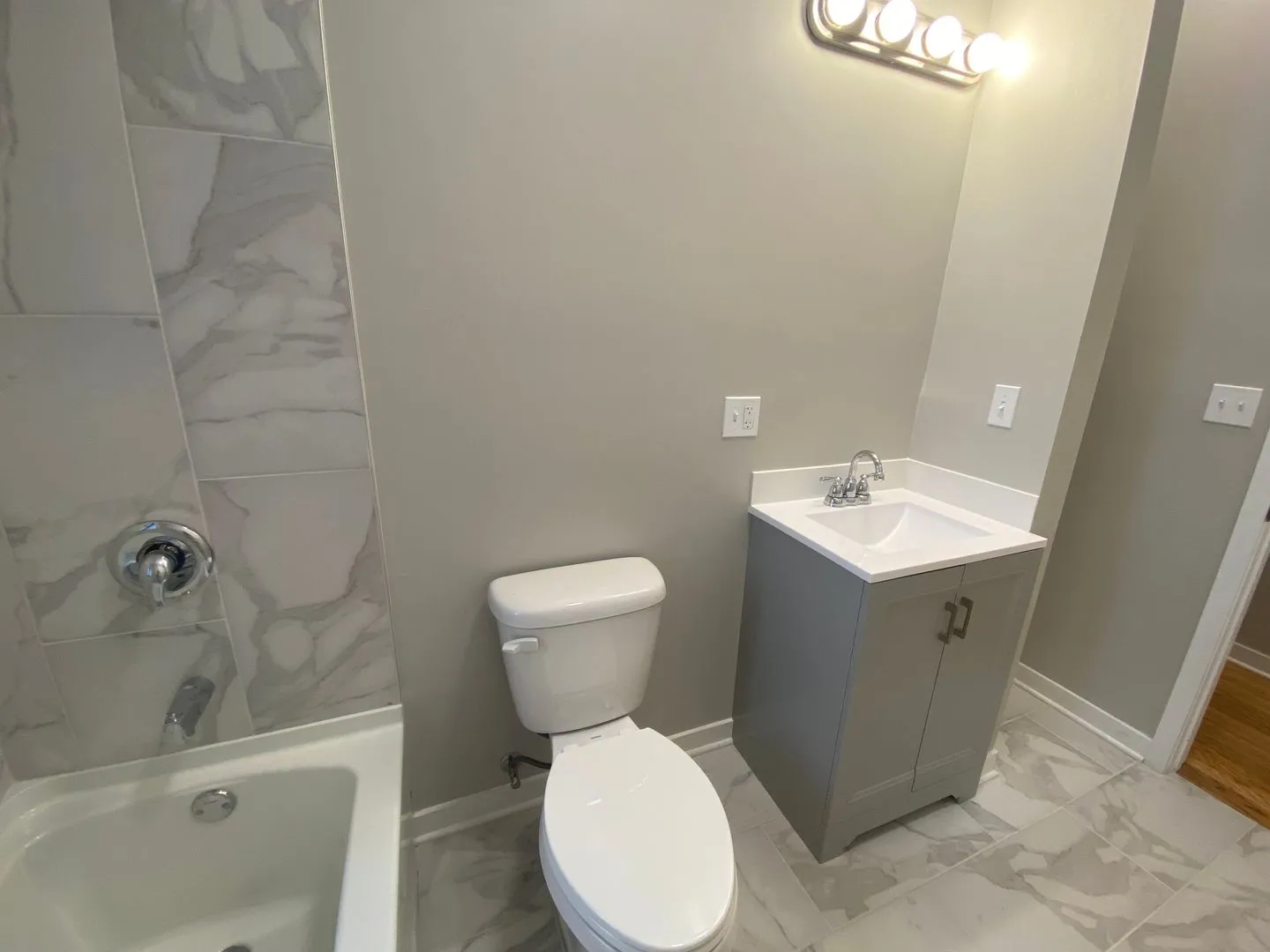 1745 W Wallen Ave, , 60626, USA 60626-unit#1-Chicago-IL