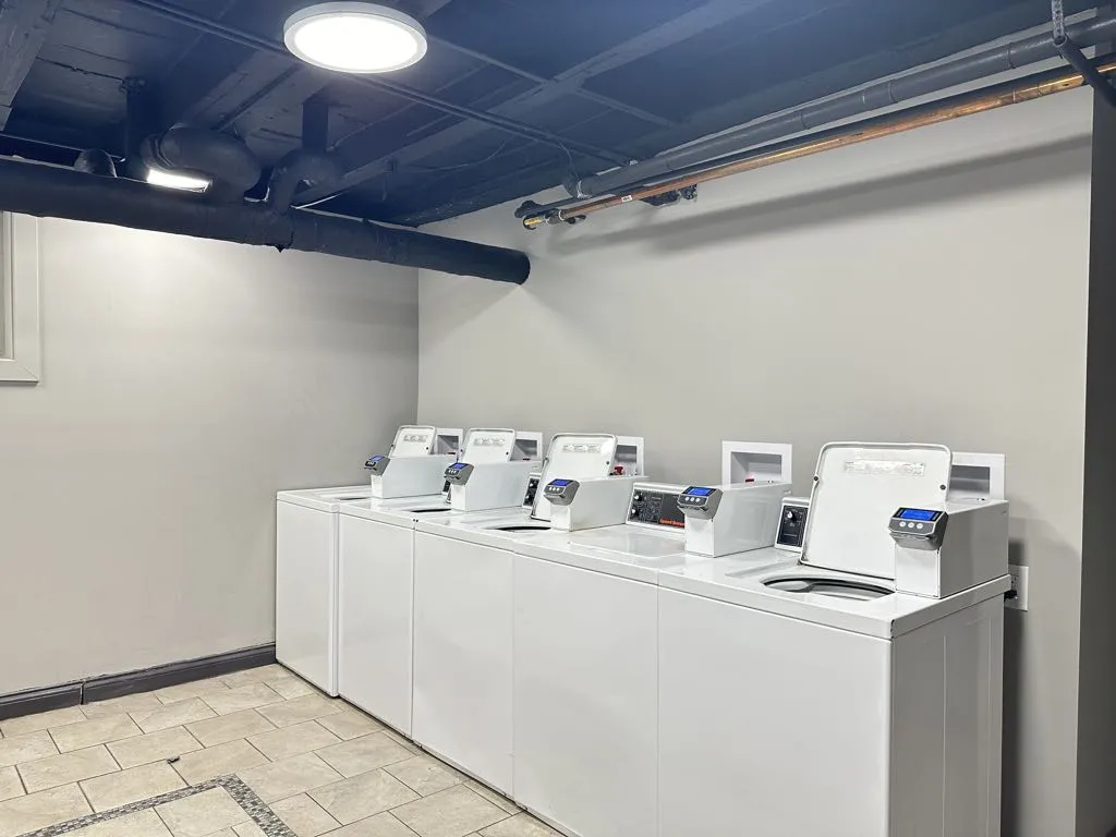 739 W Belmont Ave, , 60657, USA 60657-unit#515-Chicago-IL