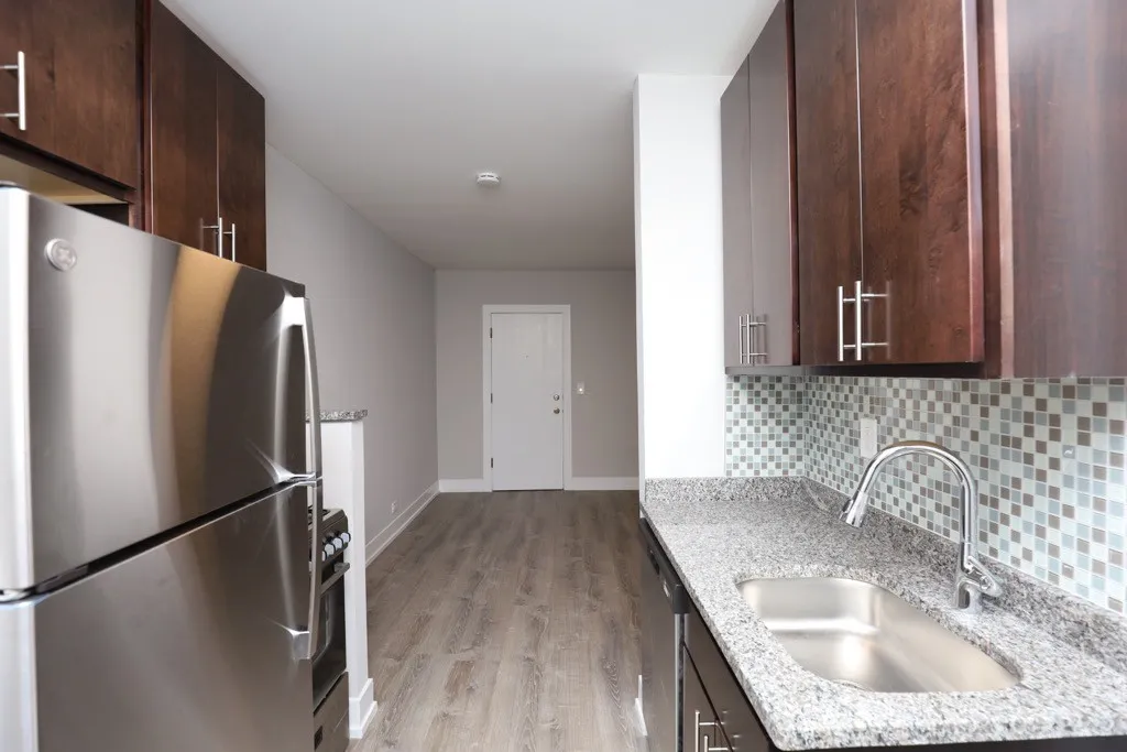 817 W Cornelia Ave, ,  60657, USA 60657-unit#307-Chicago-IL