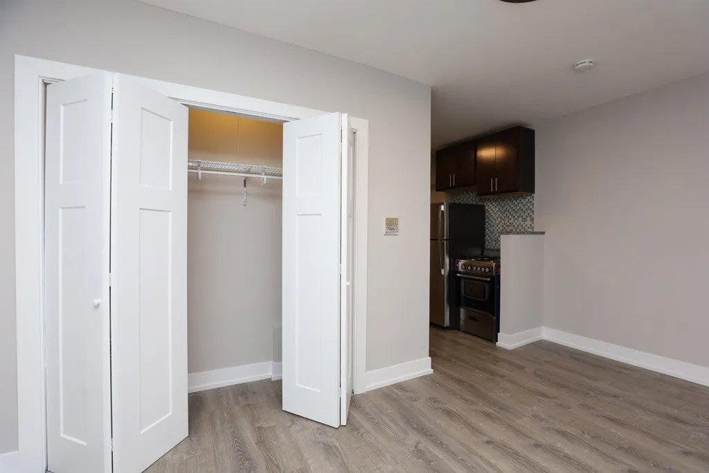 817 W Cornelia Ave, ,  60657, USA 60657-unit#307-Chicago-IL