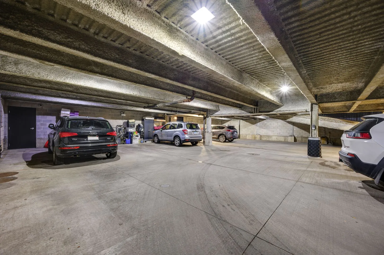 1822 W Irving Park Rd, , 60613, USA 60613-unit#403-Chicago-IL