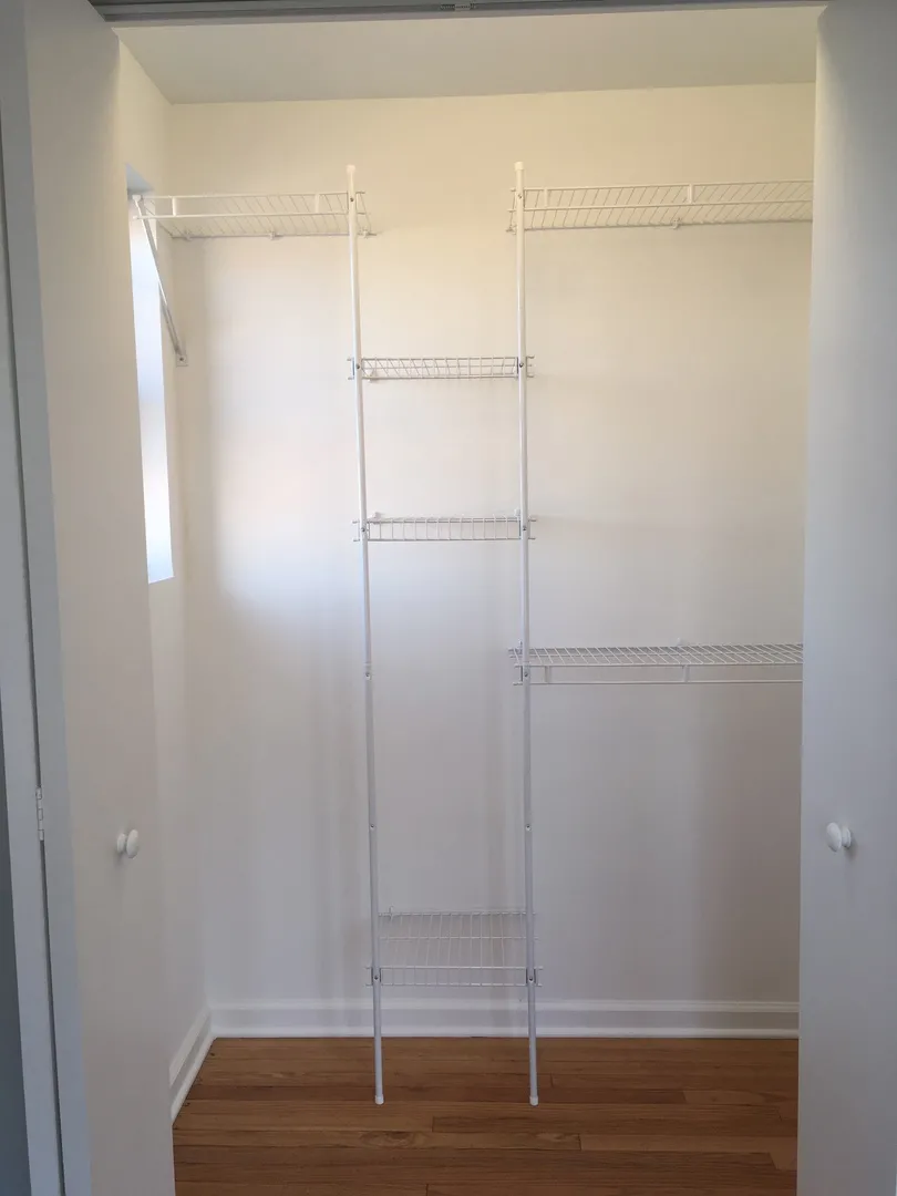 3215 W Cullom Ave, ,  60618, USA 60618-unit#2-Chicago-IL