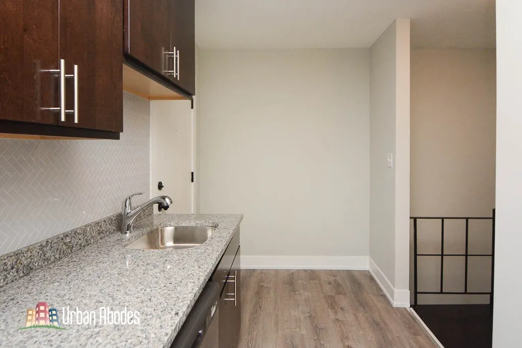 821a W Cornelia Ave, ,  60657, USA 60657-unit#113-Chicago-IL