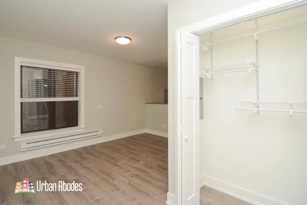 821a W Cornelia Ave, ,  60657, USA 60657-unit#113-Chicago-IL