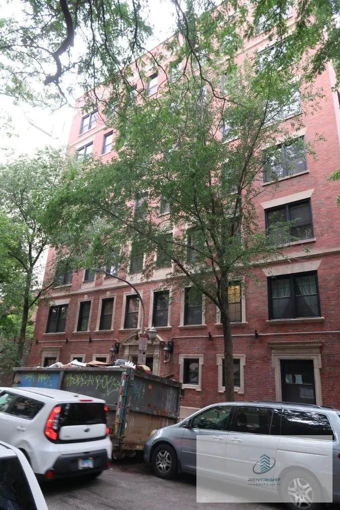 426 W Briar Pl, , 60657, USA 60657-unit#F6-Chicago-IL