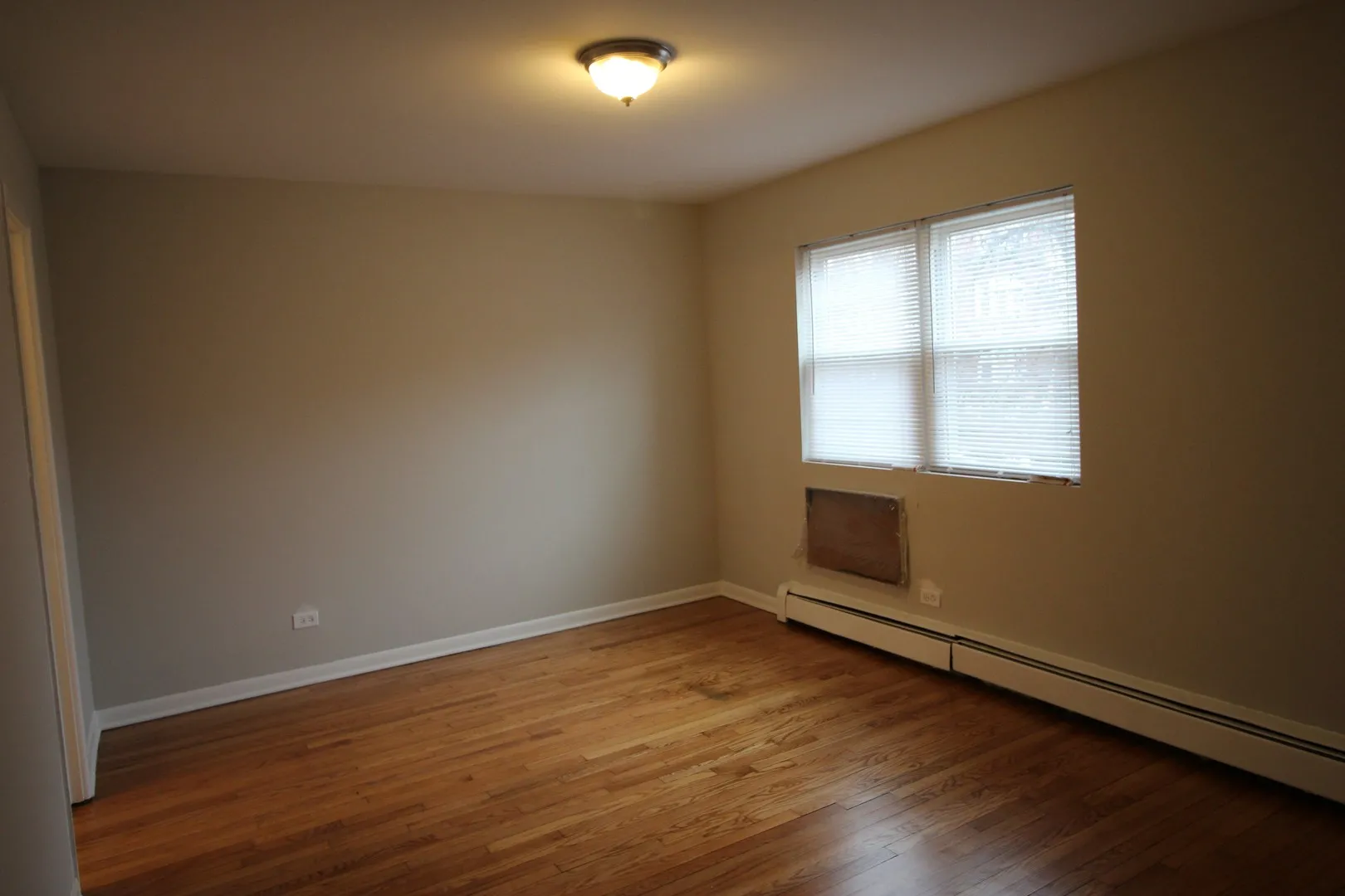 1642 W Morse Ave, ,  60626, USA 60626-unit#3S-Chicago-IL