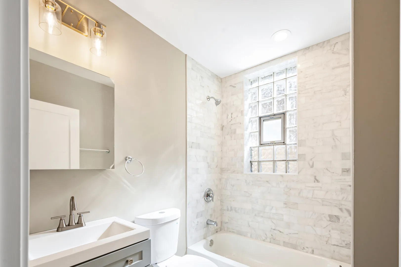 1754 W School St, , 60657, USA 60657-unit#1-Chicago-IL