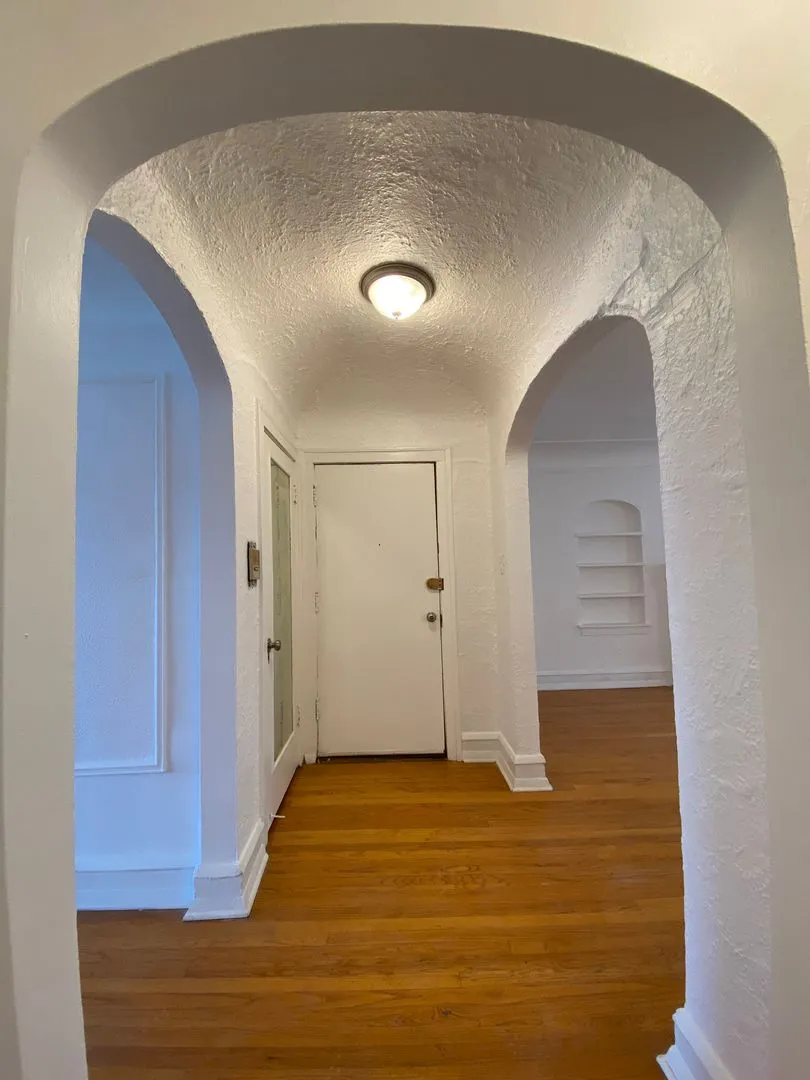 6305 N Washtenaw Ave, ,  60659, USA 60659-unit#1-Chicago-IL