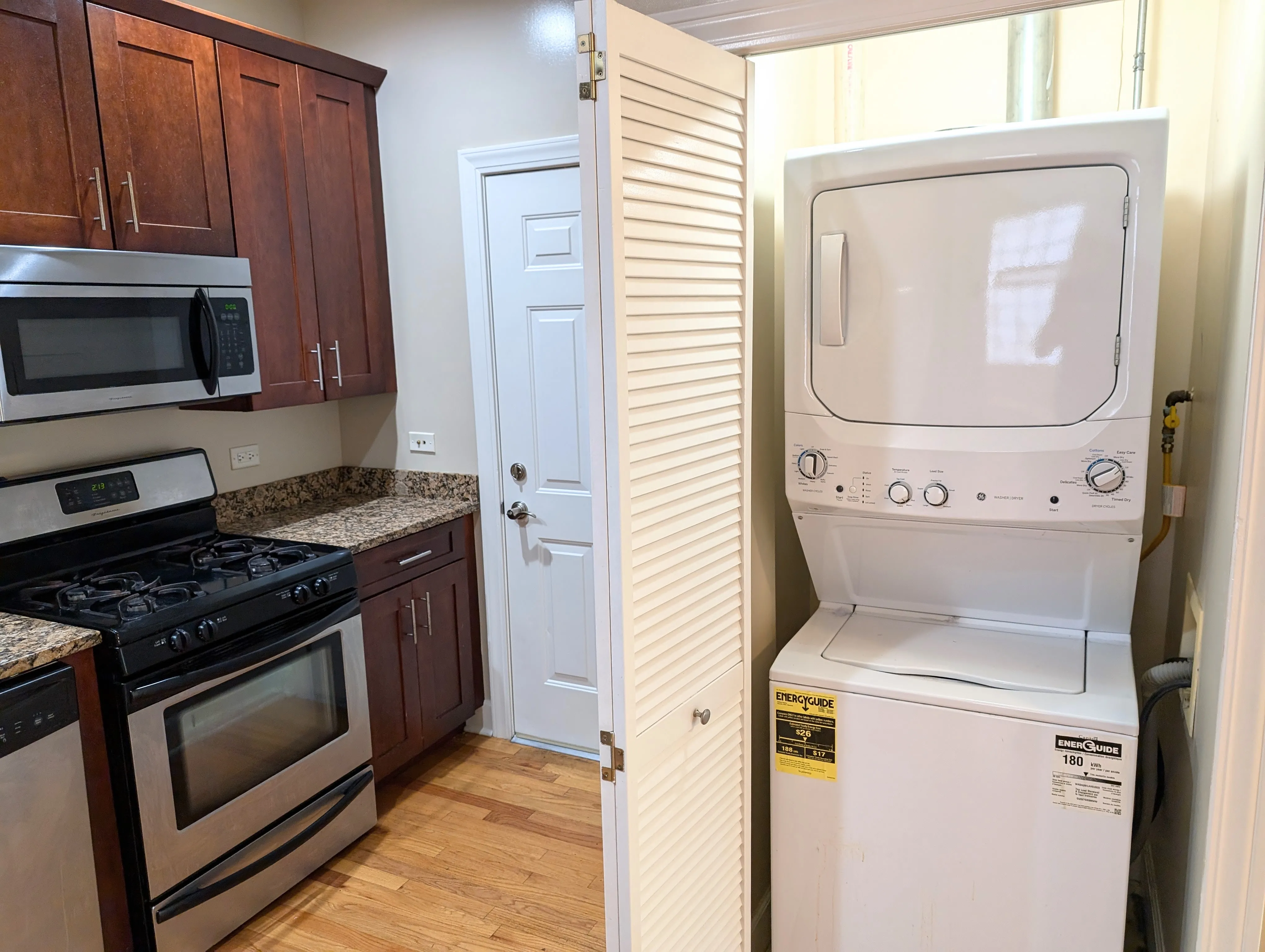 142 Elmwood Ave, ,  60202, USA 60202-unit#2-Evanston-IL