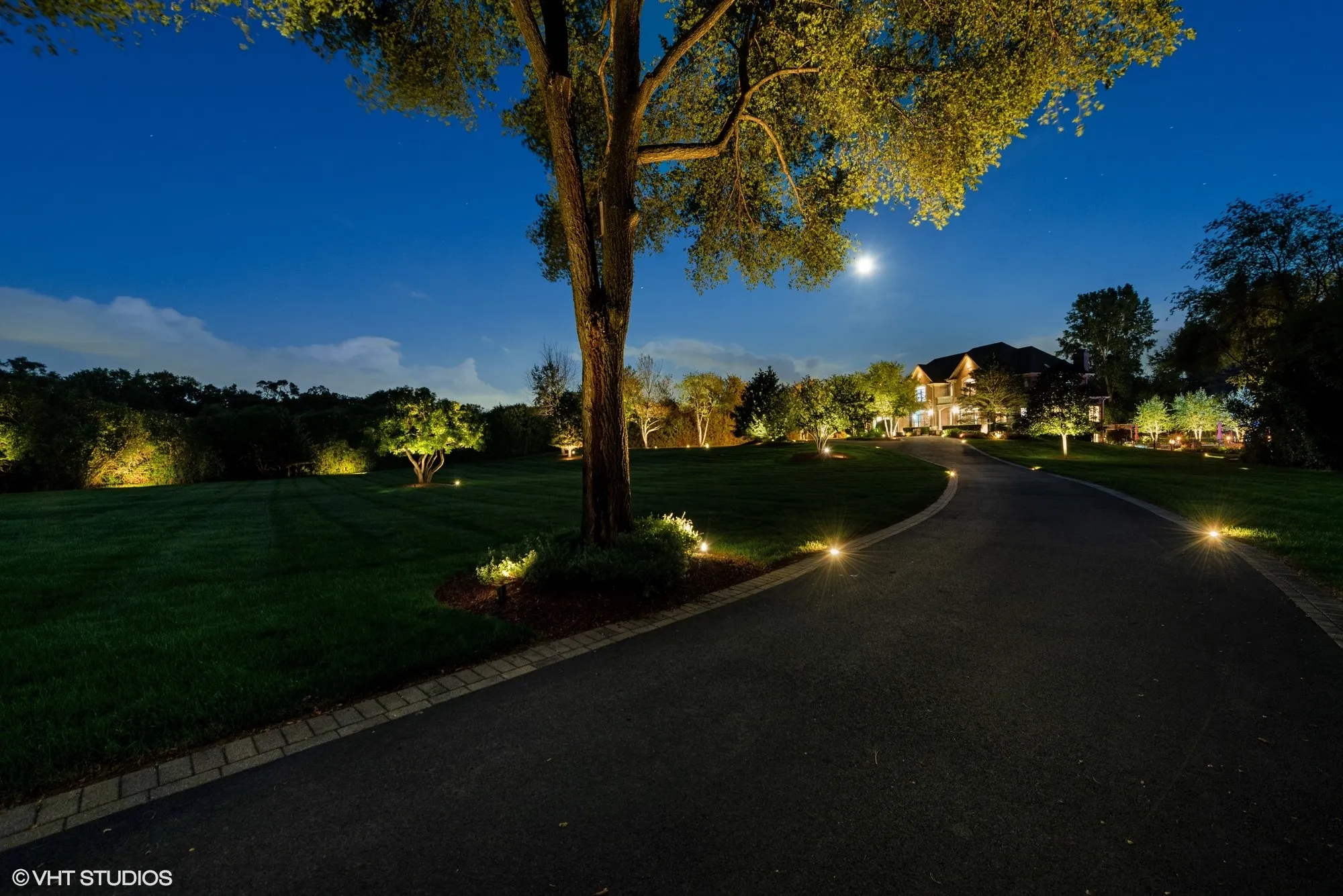 675 Old Barrington Rd, , 60010, USA 60010-North Barrington-IL