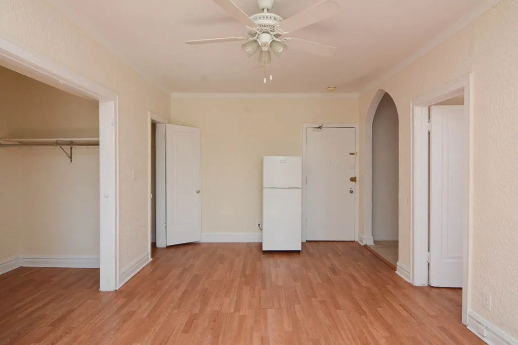 4829 N Damen Ave, ,  60625, USA 60625-unit#410-Chicago-IL