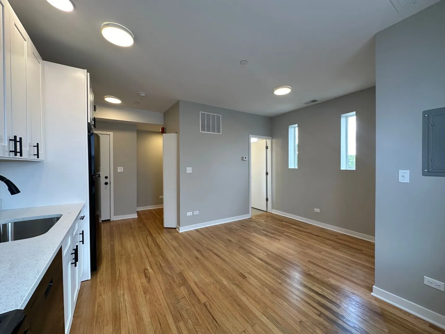 3055 W Leland Ave, , 60625, USA 60625-unit#209-Chicago-IL