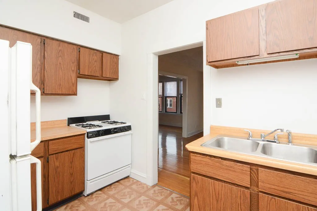 3525 N Racine Ave, ,  60657, USA 60657-unit#1W-Chicago-IL