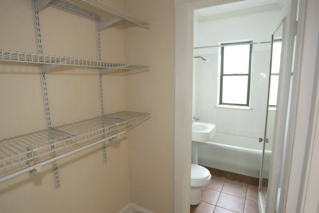 4614 N Paulina St, ,  60640, USA 60640-unit#407-Chicago-IL