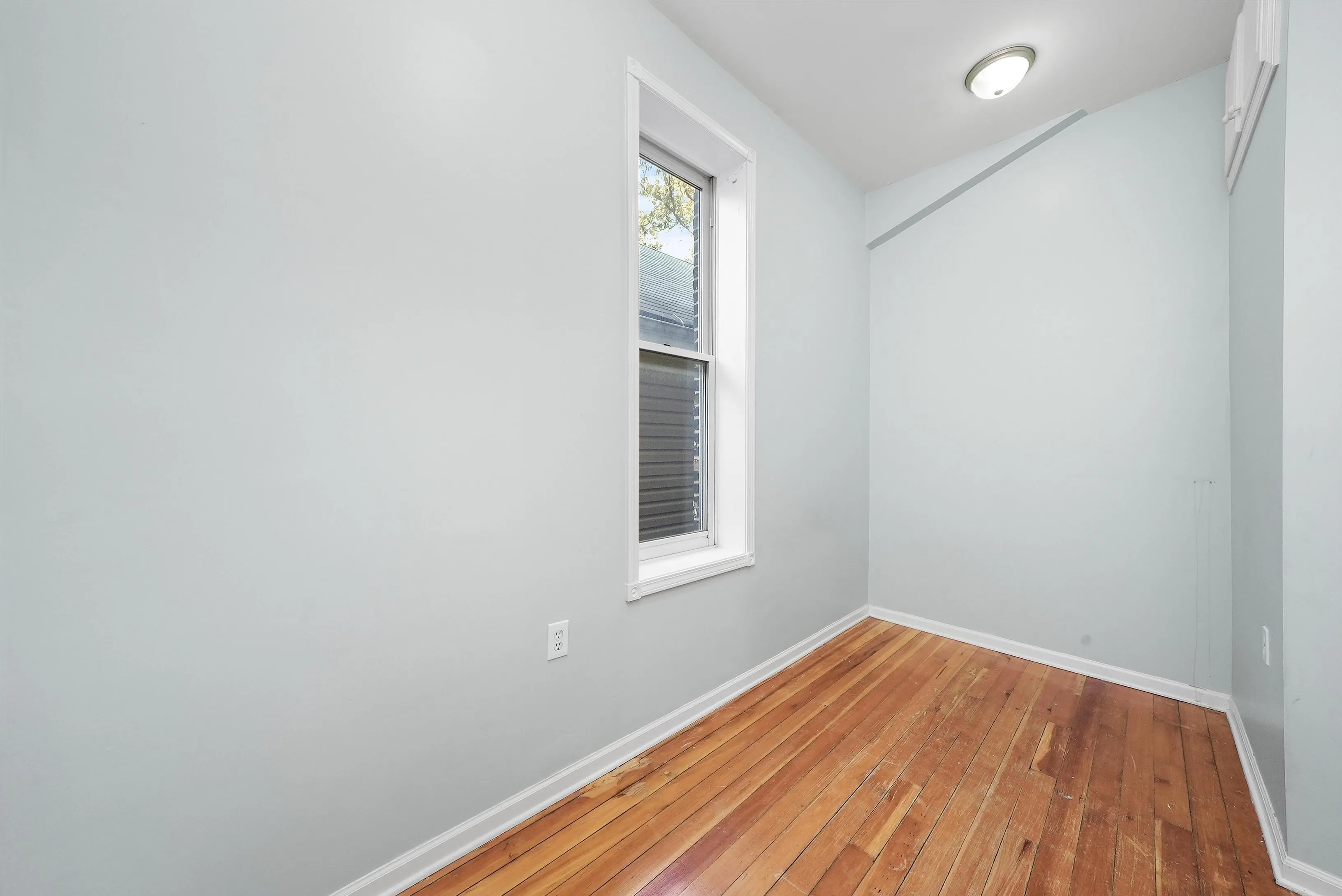 5500 N Clark St 60640 60640-Andersonville check-Chicago-IL