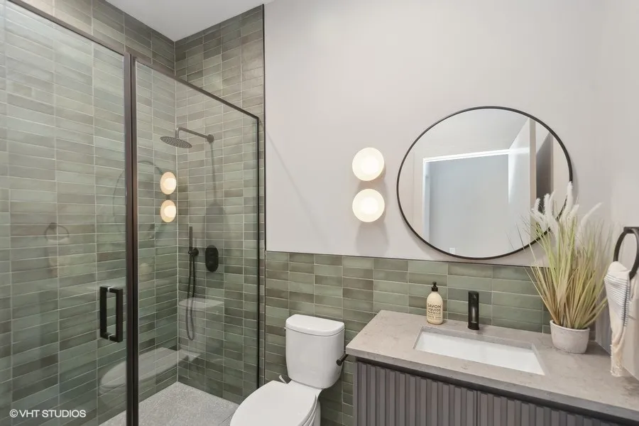 2228 N Kedzie Blvd   60647 60647-The Grand Kedzie Lodge-Chicago-IL