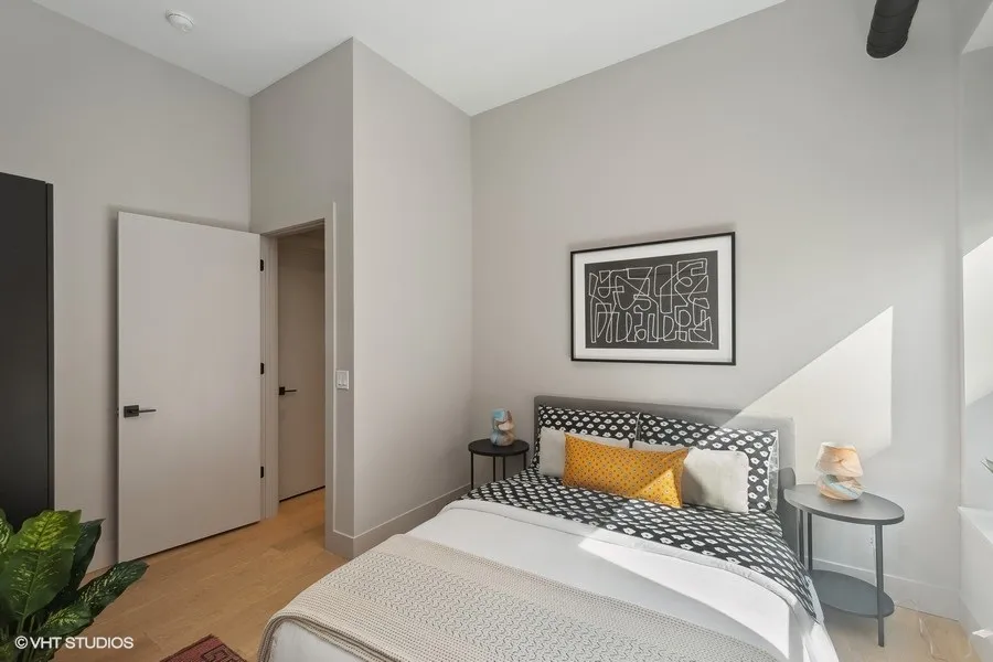 2228 N Kedzie Blvd   60647 60647-The Grand Kedzie Lodge-Chicago-IL