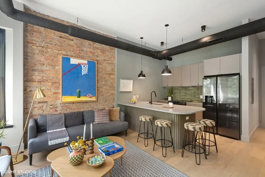 2228 N Kedzie Blvd   60647 60647-The Grand Kedzie Lodge-Chicago-IL