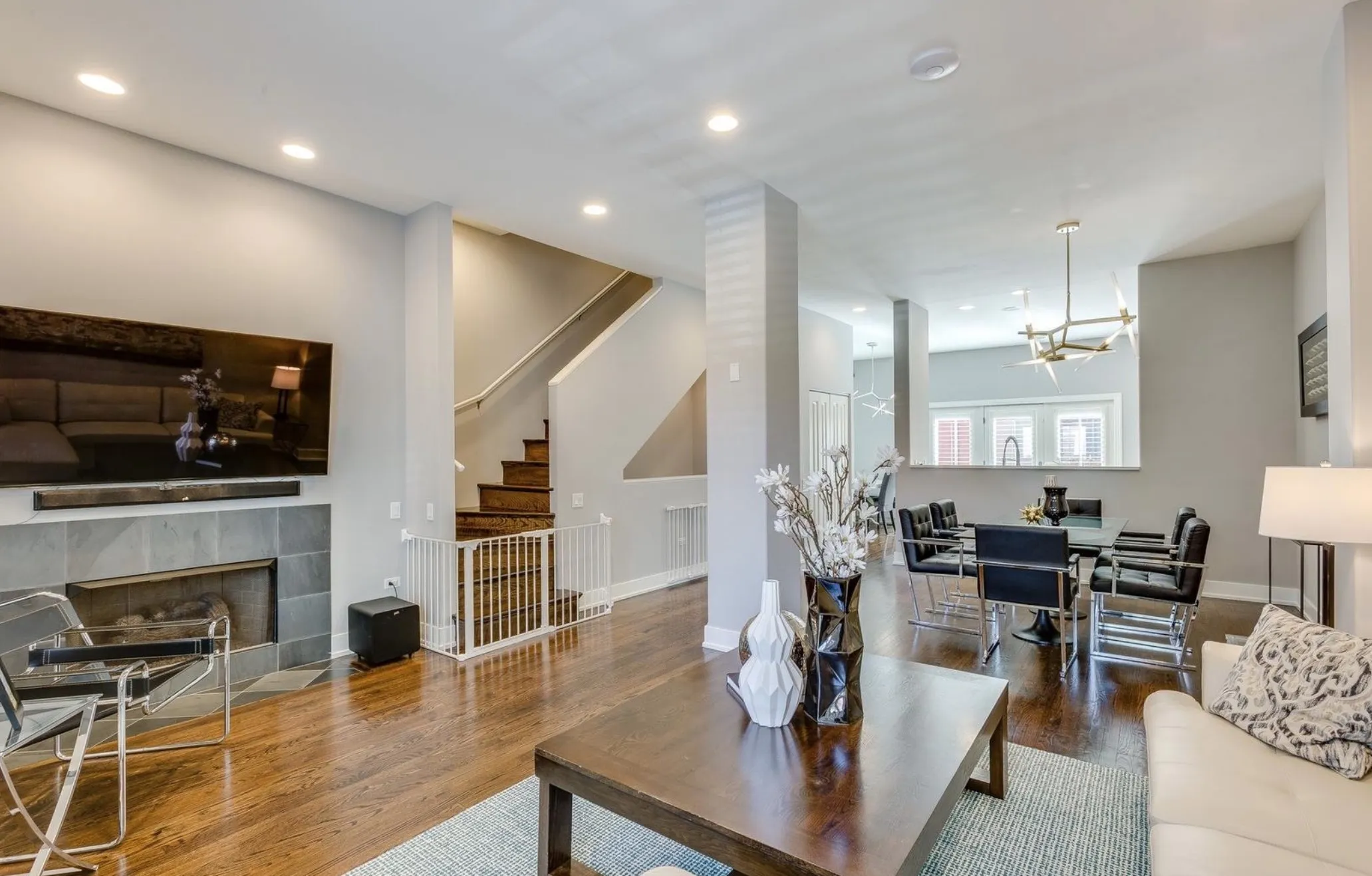 111 S Aberdeen St   60607 60607-Chicago-IL