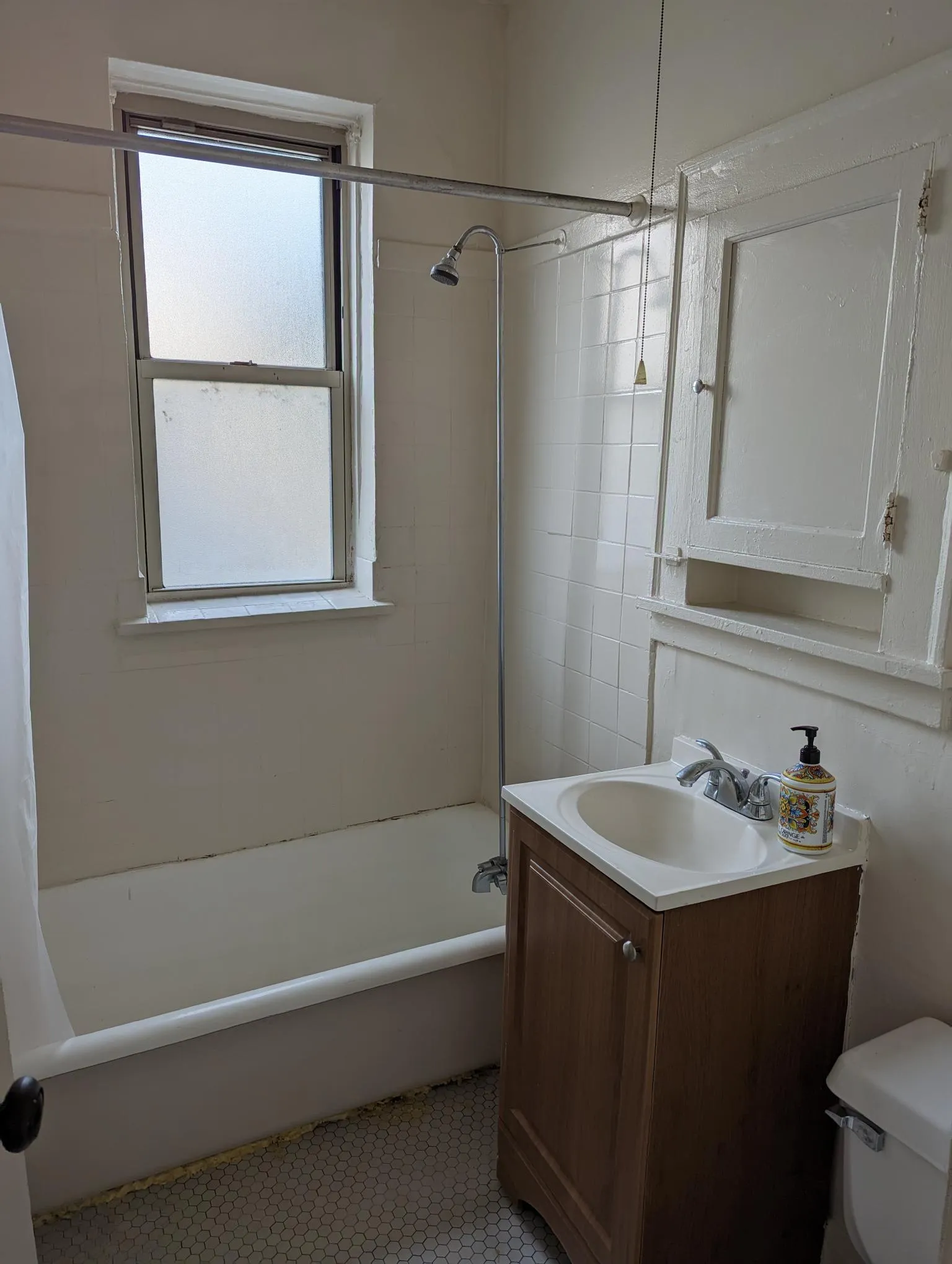 640 W Briar Pl   60657 60657-unit#311-Chicago-IL