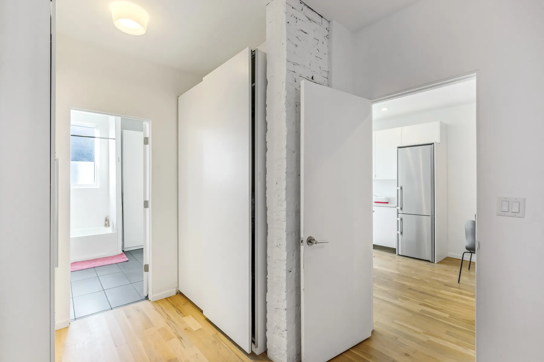 522 N CLAREMONT AVE 60612-unit#01-Chicago-IL