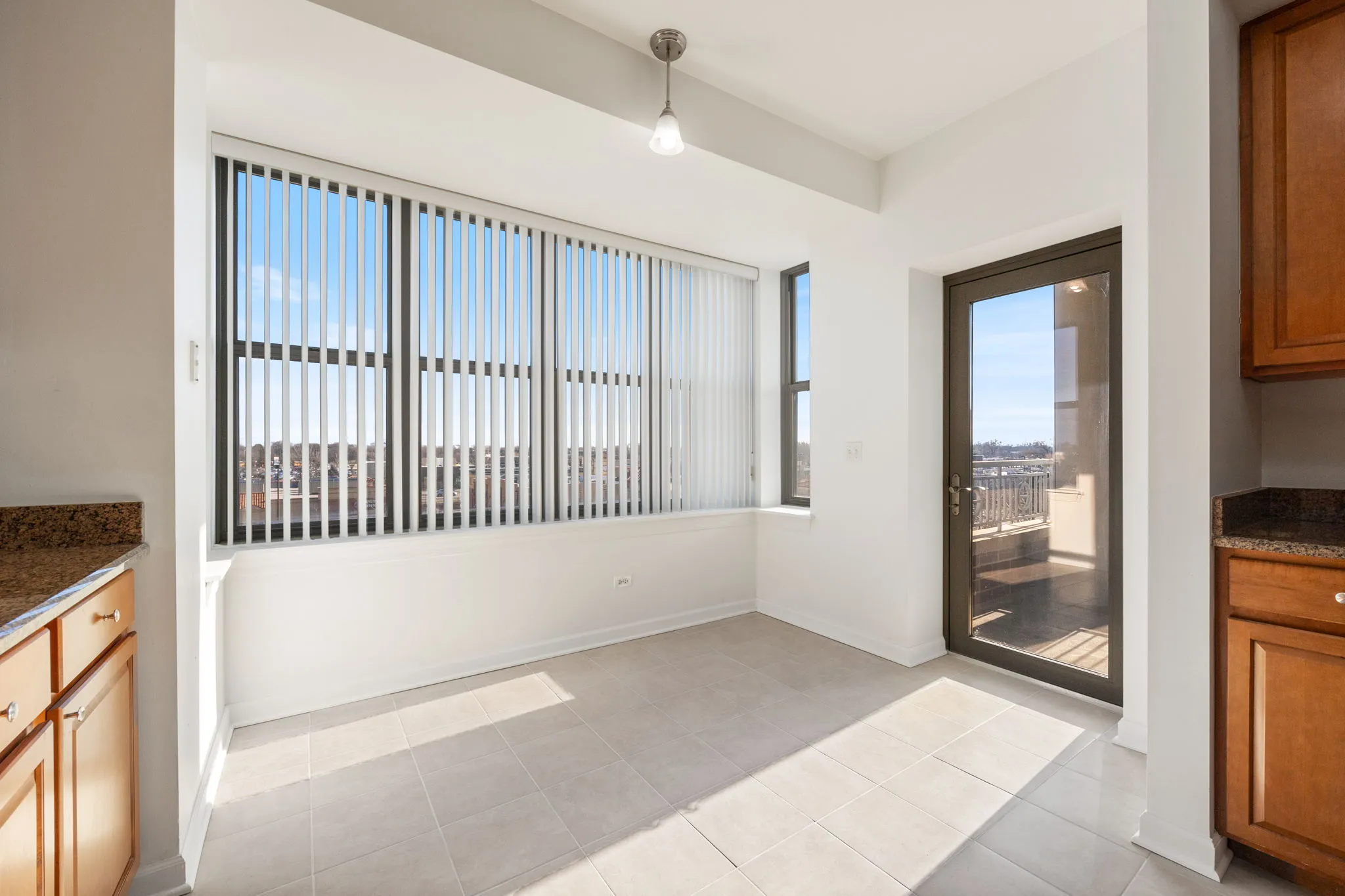 9360 Blvd 60077 60077-Siena at Old Orchard-unit#418-Skokie-IL