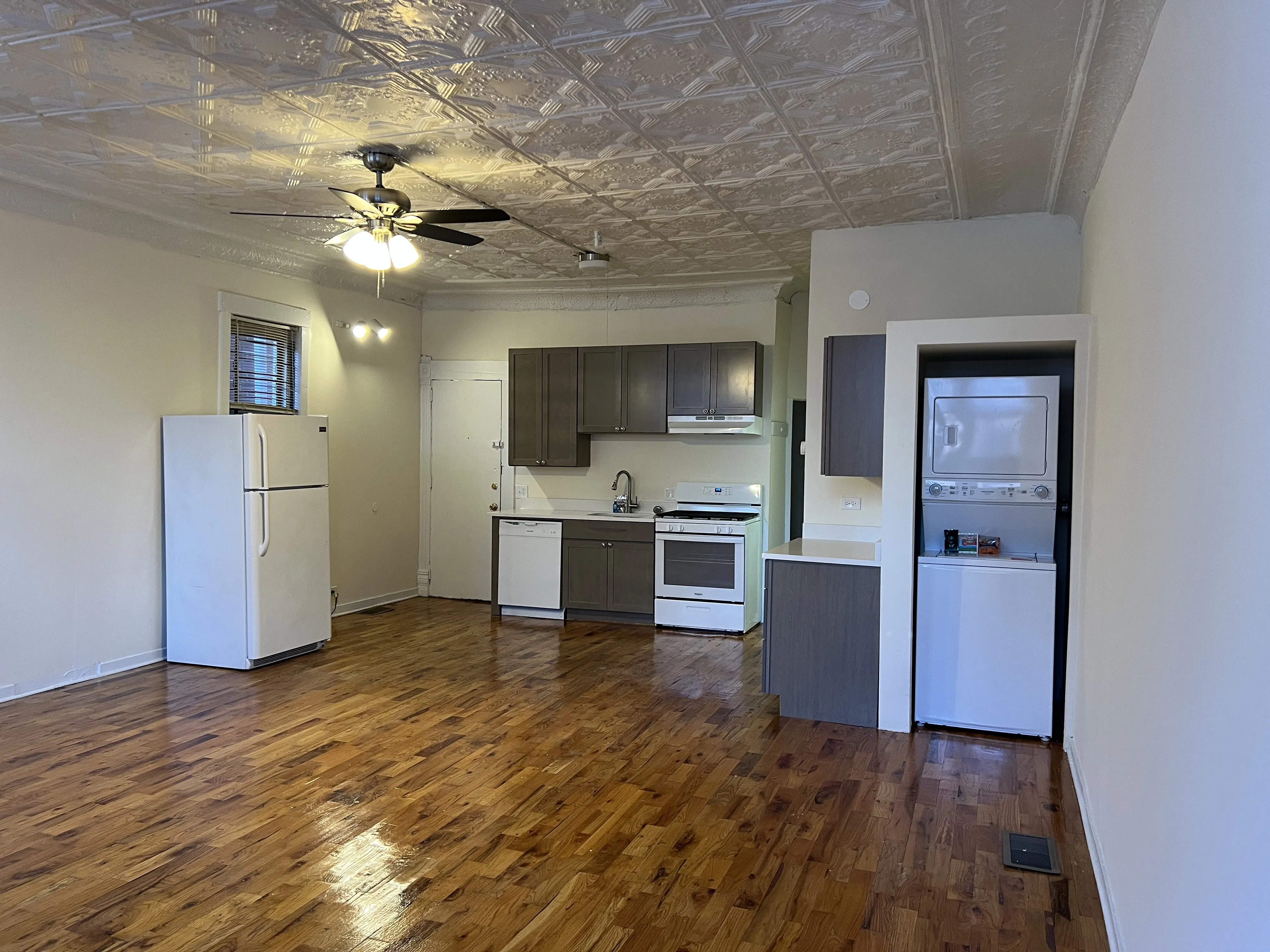 2122 N Winchester Ave 60614 60614-unit#1F-Chicago-IL