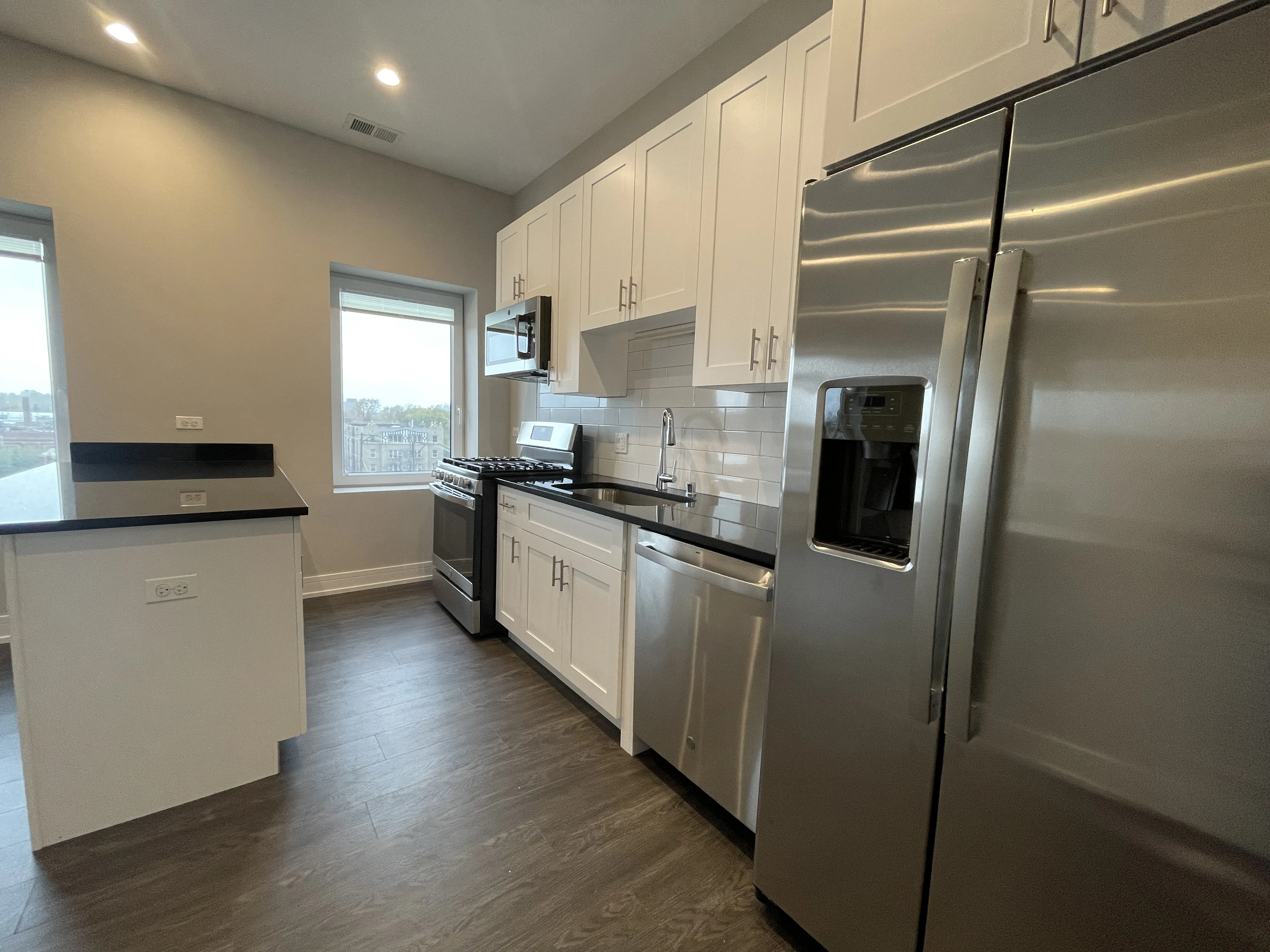 1370 W Greenleaf Ave   60626 60626-1370 W Greenleaf-Chicago-IL