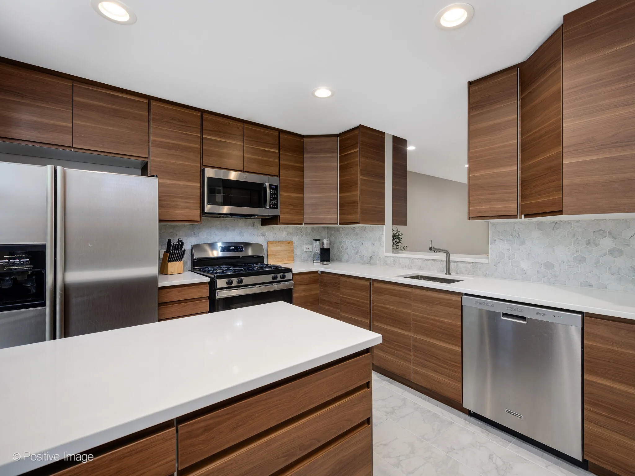 2373 N Wayne Ave   60614 60614-Lakewood Commons -Chicago-IL