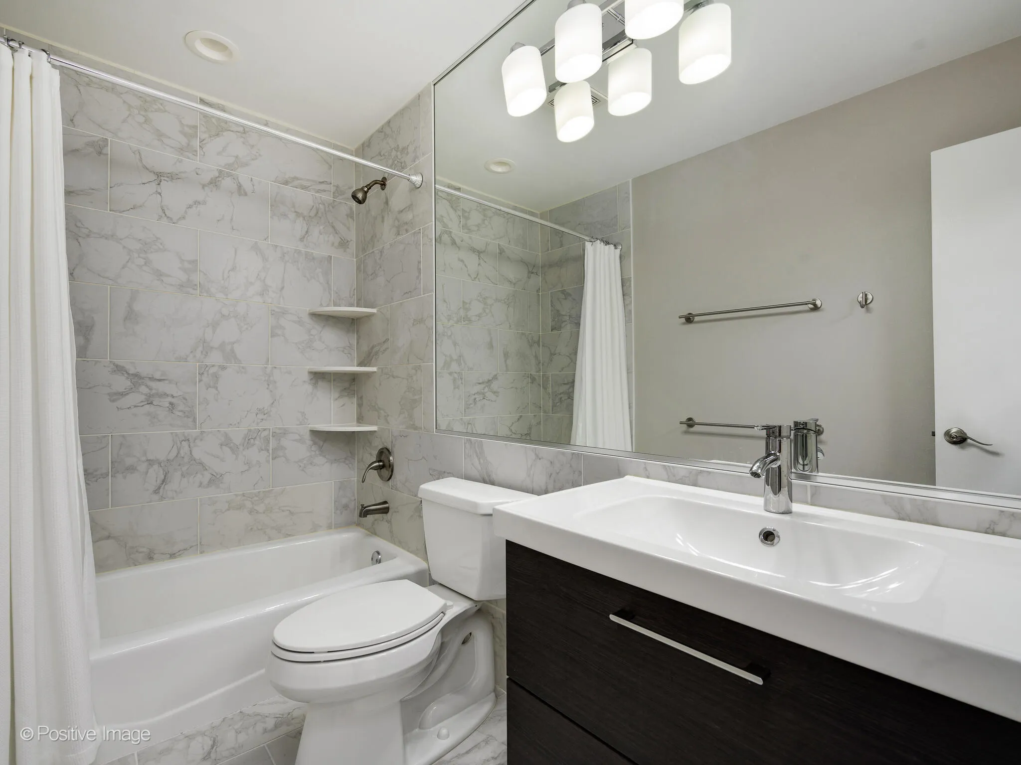 2373 N Wayne Ave   60614 60614-Lakewood Commons -Chicago-IL