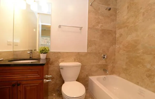 4520 N Beacon St   60640 60640-4520 N Beacon-Chicago-IL